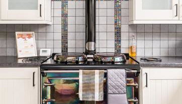 Central Malham Wellbeing Escape, 1-bed cottage with yoga studio - Foto 4