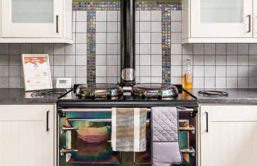 Central Malham Wellbeing Escape, 1-bed cottage with yoga studio - Foto 4