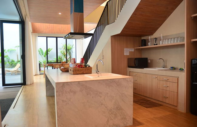 Maplewood Mountain 9BR with Heated Pool - Photo 21