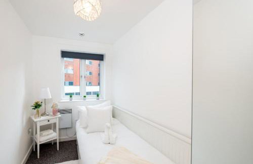 Central Gunwharf Quays Two Bedroom apartment - Foto 12