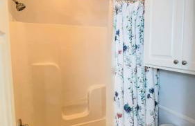 Spacious King Suite Home With Serene Patio - Foto 20