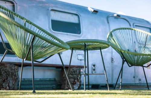 Silver Bullet Airstream, El Mistico Glamping Ranch - Foto 11