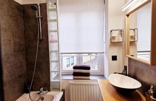 Le DrômArdèchois - Gîte meublé Ardèche - WIFI Parking - Écolodgîte Drôme ardèche - Foto 28