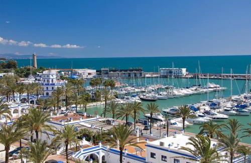 PUERTO ESTEPONA - Photo 2