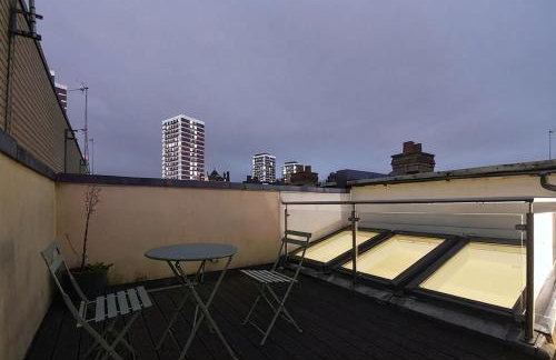 Amanah Properties - Elegant Home in Shepherds Bush, steps from Westfield, Sleeps 8 - Foto 32