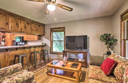 Pet-Friendly VA Home about 30 Mi to Shenandoah NP - Foto 3