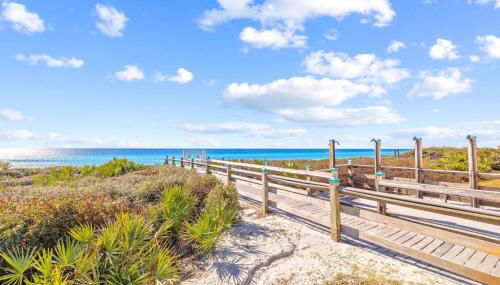 Palmetto Place by Stay on 30A- Bikes, Private Beach Access - Foto 4