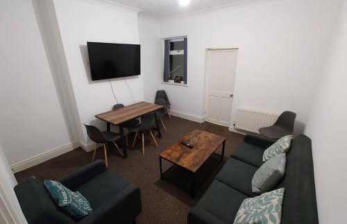 C Spacious 5 Bed - Pkg WiFi Long Stay - Foto 11