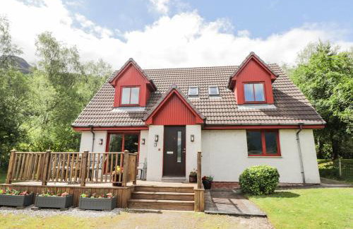 Silver Birch Lodge - Photo 1