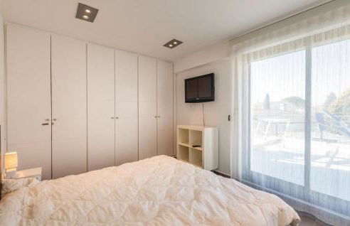 Awesome Home In Sant Pere Pescador - Foto 25