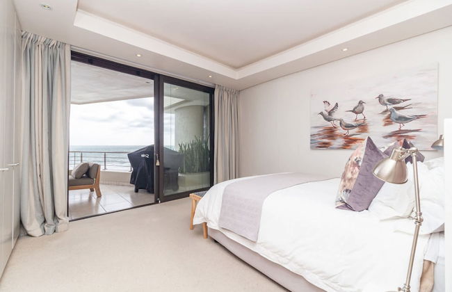 Experience Solace and Panoramic Views at Crescent Bay - Foto 11