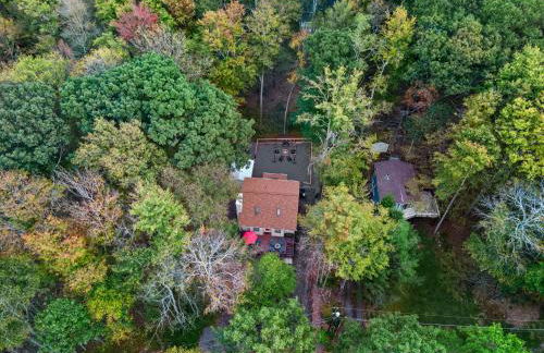 Pocono Lake Escape, includes Golf Cart, Firepit - Foto 49