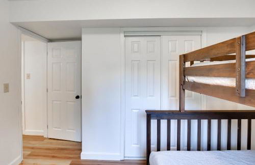 Serene Palmer Home Walk to Downtown and Riverfront! - Foto 29