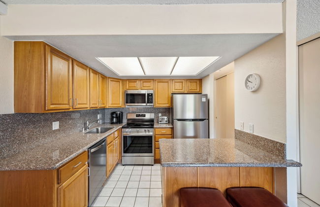 Maui Schooner Resort - Photo 12