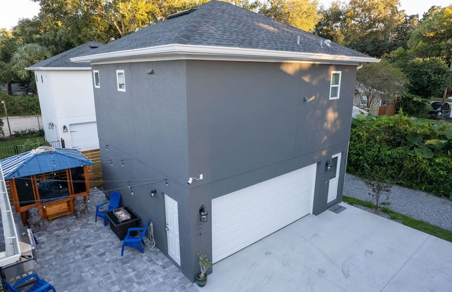 Pet Friendly Modern Zen Studio Retreat W/ Hot Tub! Home by RedAwning - Foto 46