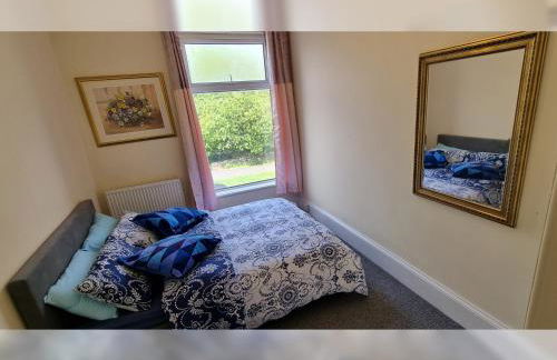 2 Bedroom Flat Free Parking Fast Wi-Fi Self Check-in Visit Manchester Oldham Bury - Foto 39