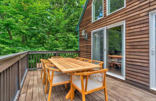 Waterfront Access with Kayaks Private Deck and a Firepit - Photo 68