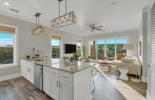 Mallard Pointe Unit 200- Luxury Condo- Conveniently Located! - Foto 12