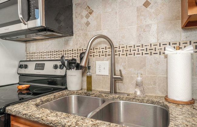 Cozy Home Away From Home! - Foto 10