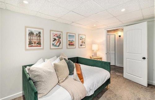 New Beach front 5bd in Sister Lakes with Hot tub - Foto 8