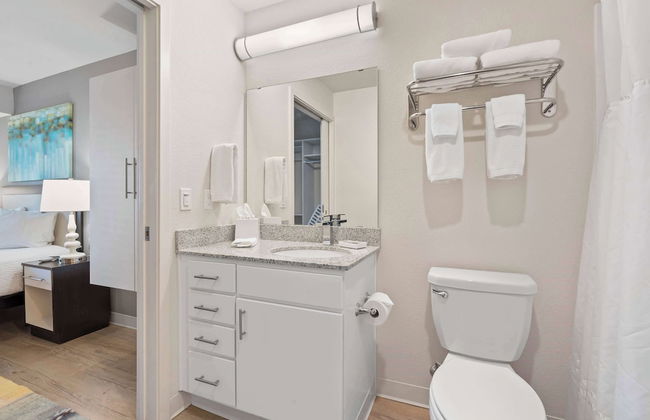 WaterWalk Extended Stay by Wyndham Kansas City - Overland Pk - Photo 66