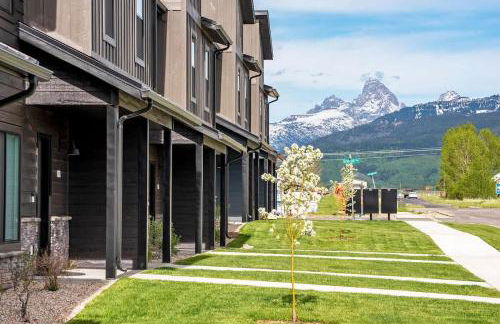 Unique Townhome 2 Car Garage & AC - Foto 22