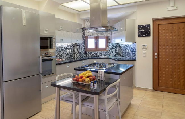 Villa Dolce Evita - With Private Pool - Foto 10