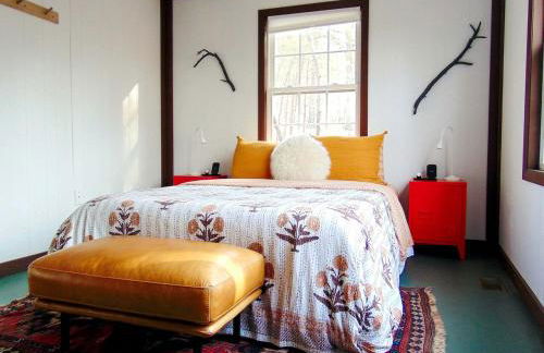 Rustic Mountain Cabin with Porch & Fire Pit in New Market, Virginia - Photo 9