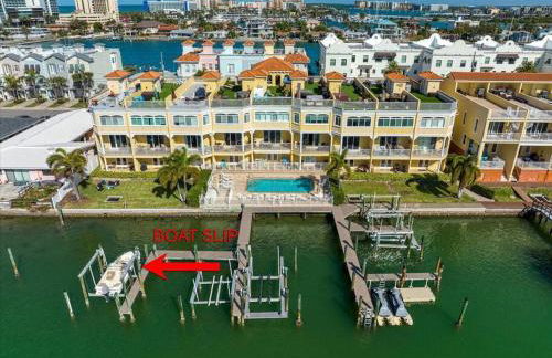 Clearwater Penthouse 5 min Beach walk Heated Pool - Foto 23