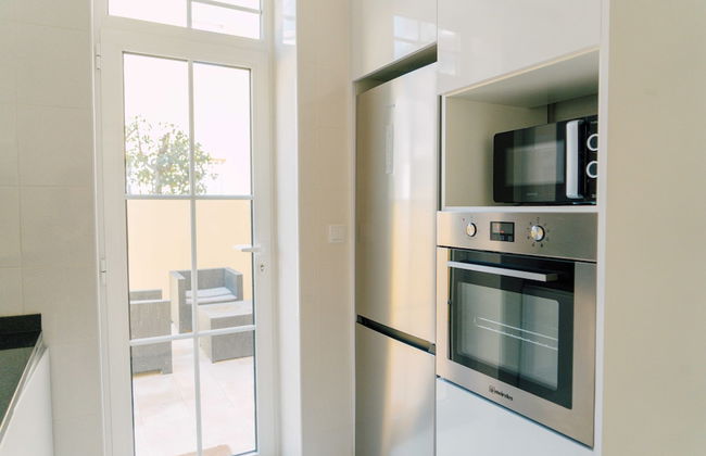 Oporto Yellow Villas - Photo 23