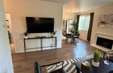 Beverly Hills Midle City 1 br Apt with Parking 202 - Photo 15