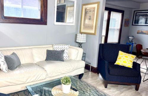 Sleep with a Lion!! 6 bedroom house, near downtown, Ohio city Tremont! - Foto 75