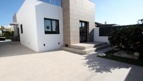 Stylish Villa with pool - Foto 3
