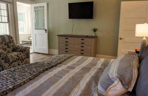 Majestic Lakeview Duplex Apt for 8! Fully furnished and ready for your getaway! - Foto 19