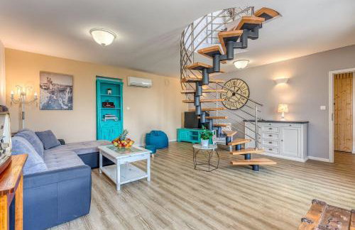 Beeindruckende 5-Sterne-Villa mit Meerblick, Sauna, Gym, beheizten Privatpool, Spielplatz, BBQ - Foto 9