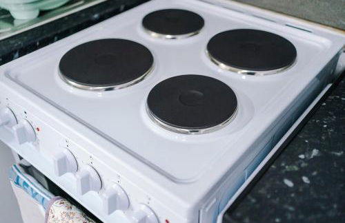 Jephsons Lodge Studio 4 - Free Parking, WiFi, Netflix & Prime, Cosy Basement Studio - Foto 16