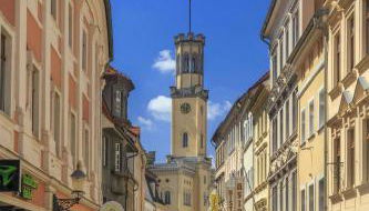 Altstadt Apartment Zittau - stilvolle familienfreundliche Ferienwohnung 78qm am Zittauer Museum und Zittauer Gebirge im Herzen der Oberlausitz mit eigenem Parkplatz ideal zum Wandern im Dreiländereck - Foto 4