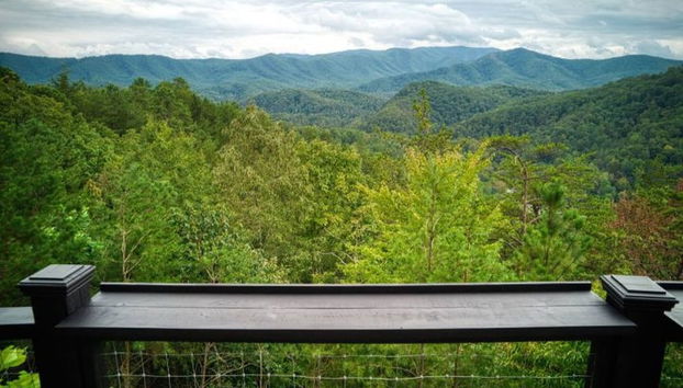 Awe-inspiring Estate w Pool Theater Fire Pit - Foto 2, Habitación