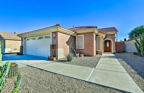Close to Golf and Hikes! Goodyear Retreat with Pool - Foto 2