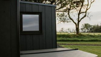 Stunning 2 Bed Glamping Cabin with private Hot Tub - Pod 1 - Foto 5