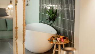 La Penida Suite avec Sauna & Baignoire Hyper Centre Lille - Foto 3