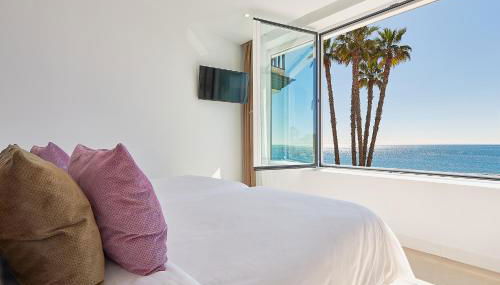 Suite Deluxe Face Mer Apart Malaga - Photo 3