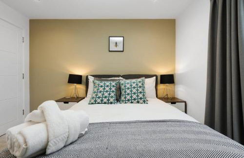 Spacious Modern 2 BR Old Trafford & Free Parking - Foto 18