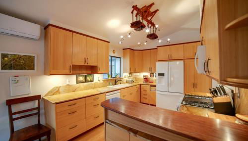 On 10 Acres! Serene Nevada City Retreat with Hot Tub - Foto 5