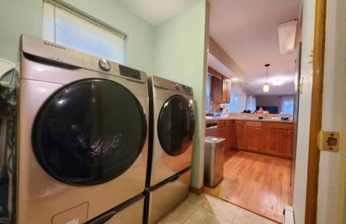 Spacious Home by Kalahari Waterpark, Camelback, Jim Thorpe, FREE EV and PRIVATE SAUNA - Foto 22