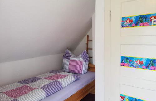 uriges Ferienhaus in Weißenburg Einbauküche und Garten - Foto 10