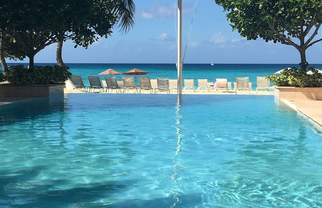 Caribbean Club Luxury Condo Hotel - Foto 42