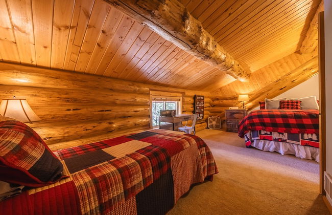 Maggies Cabin w/ Boat Rental - Photo 6