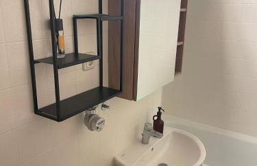 Cozy room next to Ku'damm with full kitchen and fast wifi - Foto 9