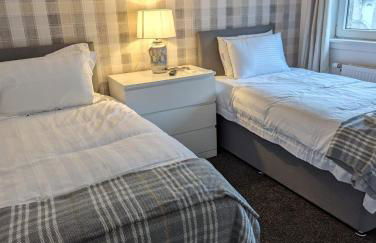 Lovely 2 Bedroom Terrace House - Foto 3